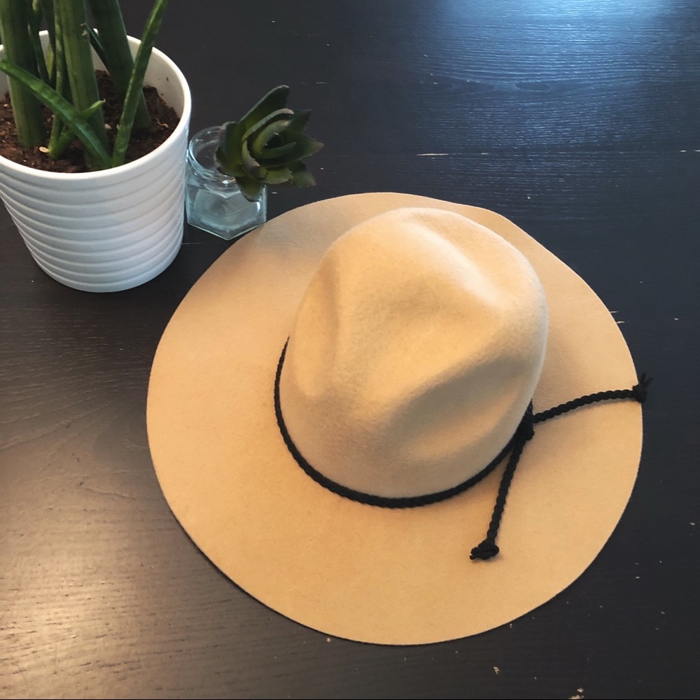 Wide Brim Wool Hat
